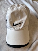 Nike ONE one Size Fits All Adjustable White Golf Hat - £21.79 GBP