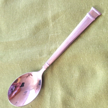 Youth Spoon Heritage Mint Stainless Bentley Pattern Glossy Vertical Lines 18/10 - £7.75 GBP