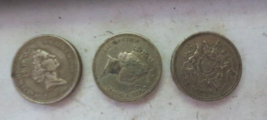 3 Queen Elizabeth II One Pound Coins 1983 Error 1985 1989 England Great ... - $27.88