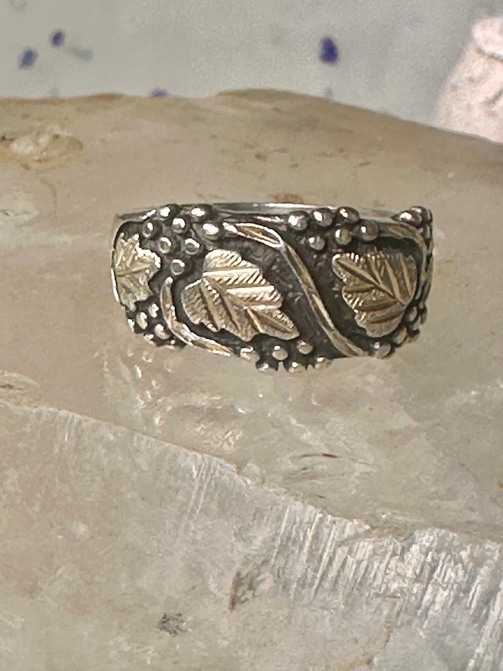 Black Hills Gold ring leaves wedding band size 5 sterling silver women Item image 13
