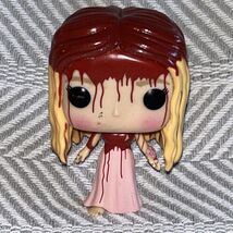 Funko Pop Horror Movies Custom Carrie Bloody Vaulted 467 oob loose A4 - $8.91