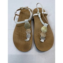 Vionic Women’s Lizbeth Sandals White Medallion Gold Silver T Strap Flats... - $558.84 MXN