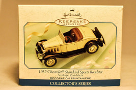 Hallmark - 1932 Chevrolet Standard Sport Vintage Roadster Series Ornament - £13.39 GBP