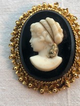 Black and White Cameo Lady&#39;s Head Costume Jewelry - £11.78 GBP