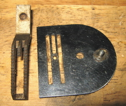 Davis Rotary Throat Plate &amp; Feed Dog Used Working Repair Parts - $10.80