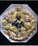 THAI AMULET PHRA JATUKAM RAMATHAP V. &quot;AK KA RA MA HA SET TEE&quot; 5.2CM. RAR... - $2,403.37 MXN