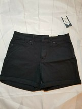 Universal Thread Goods Co. Women&#39;s Midi Shorts Fitted Hip &amp; Leg Size 6/R  - £15.97 GBP