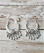 Beautiful Silver Tone Boho Dangle Earrings Statement - New - £10.92 GBP