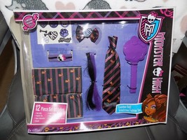 Monster High Clawdeen Wolf Growlicious Fashion Set NEW 2011 - £15.97 GBP