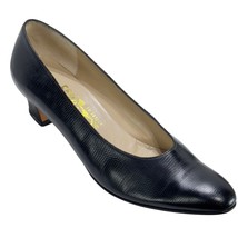 SALVATORE FERRAGAMO Black Leather Womens Classic Pumps Size 7.5 AA - $44.99