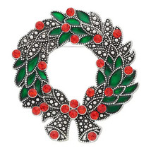 Kohl&#39;s Holiday Brooch Pin Christmas Wreath Holly Berry W Bells Silver Tone New - £9.10 GBP