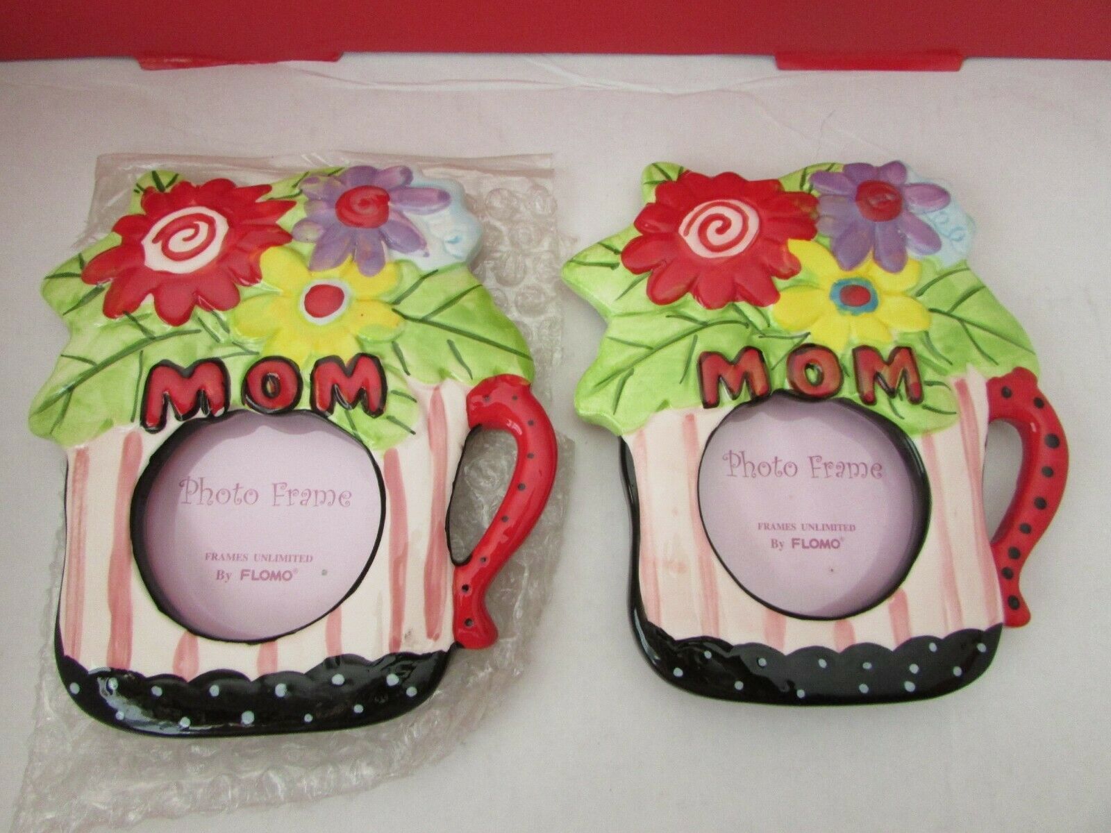 TWO (2) CERAMIC PHOTO FRAMES &quot;MOM&quot; FRAMES UNLIMITED FLOMO 3&quot; PHOTO EASEL... - $5.89