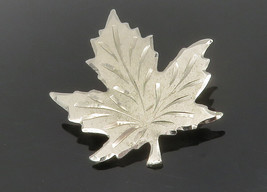 925 Sterling Silver - Vintage Shiny Etched Single Maple Leaf Brooch Pin ... - $28.02