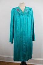 Vtg Shadowline M Teal Green Nylon Embroidered Midi Snap House Coat Robe - $28.49