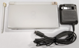 Nintendo DS Lite WHITE Portable Handheld Video Game Console System USG-001 - £93.05 GBP
