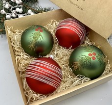 Set of green and red Christmas glass balls, hand painted ornaments with ... - $56.25