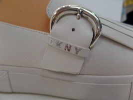 DKNY Women&#39;s Jules White Leather Fringe Casual Slip On Shoe Silver Buckle Sz 8.5 - £39.69 GBP
