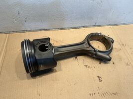 Detroit Diesel DD13 Connecting Rod 47100, A47102 with Piston - $165.00