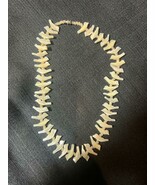 Vintage Mother of Pearl Carved Shell Bird 48 Birds Zuni ? Fetish Strand Necklace - $1,427.73 MXN
