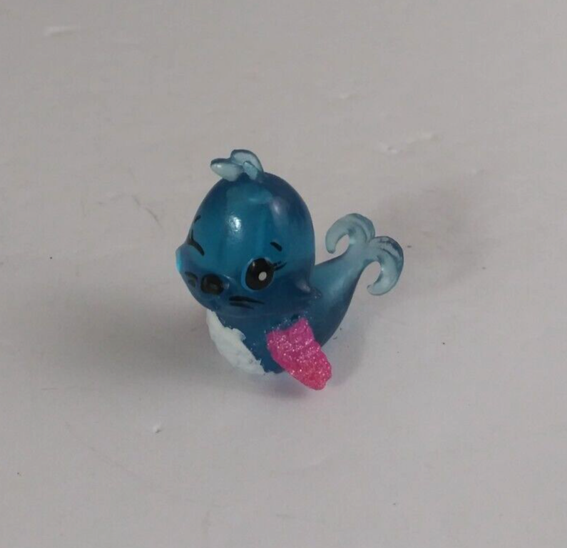 Spin Master Hatchimals Colleggtibles Season 1 Polar Paradise Polar Sealark - $9.89