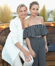 Beautiful Nicole Richie &amp; Cameron Diaz 8X10 Photo - £6.71 GBP