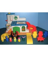 Vtg. FP Little People #937 Sesame St. Clubhouse 99% Complete/ EXC++ (I) - £141.25 GBP