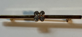 Jewelry Avon Vintage New in Box Gold Tone Rhinestones Iceflower Bar Pin ... - £13.16 GBP
