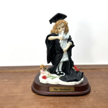 1990 Maud Humphrey Bogart The Graduate H5559 Figurine - £12.60 GBP