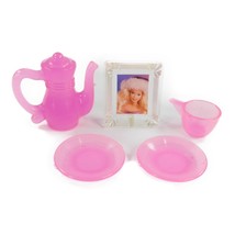 Vintage 1994 Barbie Home For The Holiday Playset Neon Pink Dishes Teapot... - £9.42 GBP