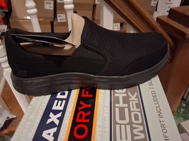 Skechers Slip Resistant Men&#39;s Shoes Size 10.5M - $51.48