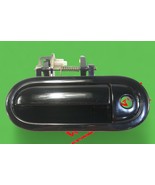 2002-2005 ford thunderbird tbird left driver door handle exterior Black OEM - $1,380.38 MXN 2002-2005 ford thunderbird tbird left driver door handle exterior Black OEM - $1,380.38 MXN