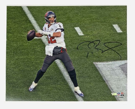 TOM BRADY Autographed Buccaneers Super Bowl Action 16&quot; x 20&quot; Photograph ... - £1,678.71 GBP