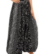 WHITE ON BLACK MAHARANI PRINT ATS REN FAIRE GYPSY PANTALOONS  - $1,461.56 MXN