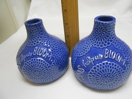2 New Hallmark porcelain single flower Vases: MOMS Help Us Bloom  Mother's Day - $7.69