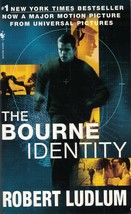 The Bourne Identity (Bourne Trilogy No.1) [Mass Market Paperback] Robert Ludlum - £2.34 GBP