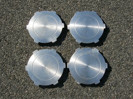 Factory original 2004 to 2006 GMC Sierra Yukon alloy wheel center caps hubcaps - £47.79 GBP
