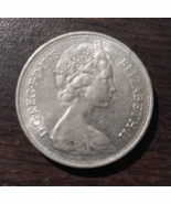 UNITED KINGDOM  TEN (10) NEW PENCE COIN 1975 (QUEEN ELIZABETH II) - $375.76 MXN