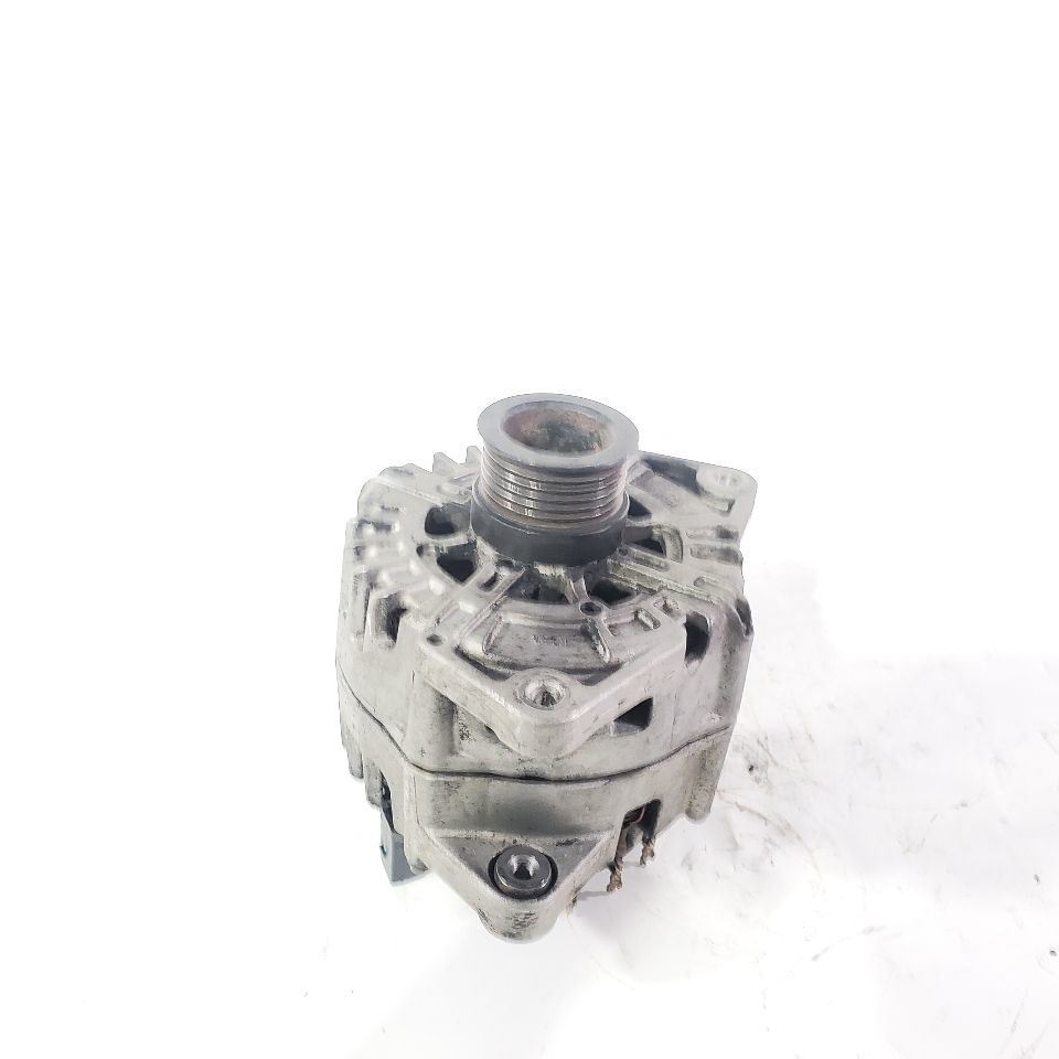 2013 2014 Mercedes CLS550 OEM Alternator AWD 180 AMP Item image 7