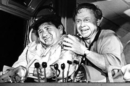 Mickey Rooney Buddy Hackett It&#39;s A Mad Mad Mad Mad World 24x18 Poster in Airp - £19.49 GBP