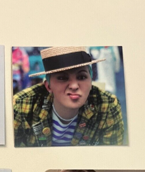 Carte photo officielle G-DRAGON BIGBANG [Surhomme]_Kpop Authentic - $4.00
