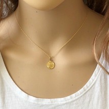 14K Solid Gold Small Disk Engraved Snake Pendant Dainty Necklace 16&quot;-18&quot; - £303.13 GBP