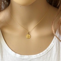 14K Solid Gold Small Disk Engraved Snake Pendant Dainty Necklace 16&quot;-18&quot; - £300.47 GBP