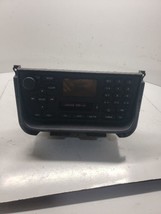 Audio Equipment Radio Receiver Am-fm-cassette Fits 00-03 XJ8 1119639 - £65.72 GBP