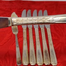 6+1X Butter Knives Plus A Spreader Oneida Wm A Rogers Silverplate 1930&#39;s - £15.45 GBP