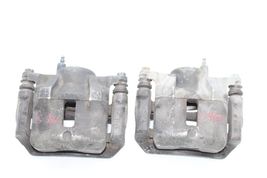 03-08 TOYOTA MATRIX XRS FRONT LEFT & RIGHT BRAKE CALIPERS PAIR Q6210 image 9