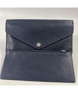 Louis Vuitton (LV) Epi Sarah Wallet NM Blue Marine Indigo w/insert - $5,255.69 MXN