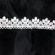1 Yard White Venice Lace Double Scalloped Unique triangle Design 1" W - $1.20