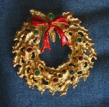 Elegant Red, Green Rhinestone Gold-tone Christmas Wreath Brooch 1960s vi... - $14.95