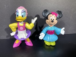 Minnie Mouse Daisy Duck Its a Small World Epcot Center Figures Mcdonalds 1993 - £3.90 GBP