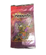 Neopets Battle For Meridell Factory Sealed 8 Card Booster Pack Trading C... - $351.22 MXN